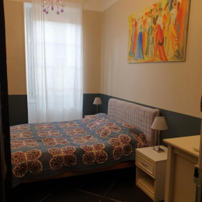 Appartement intra muros 8 personnes climatisé Wifi stationnement facile